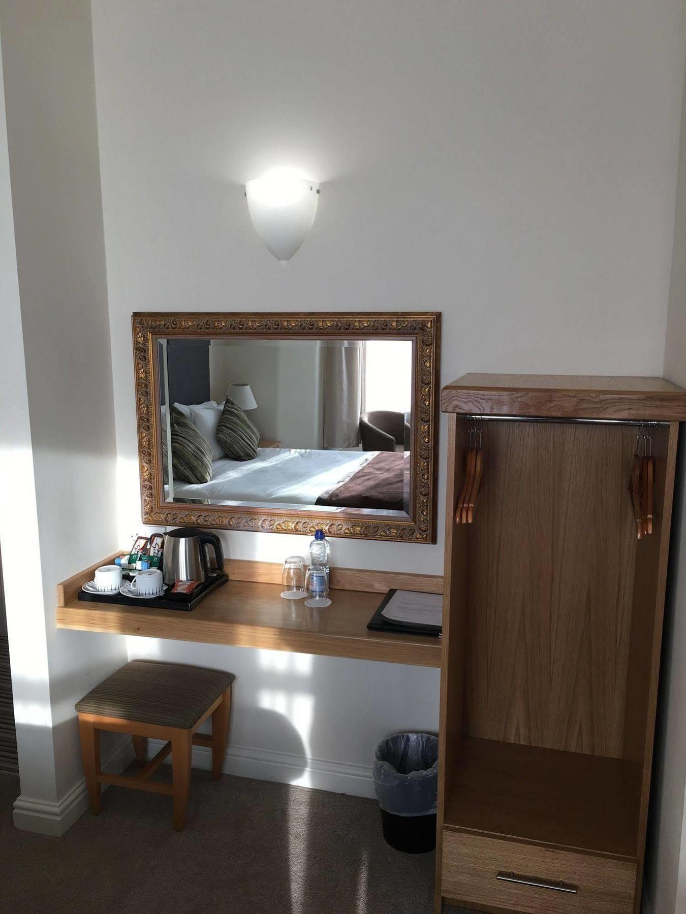 Wakefield Limes Lodge Extérieur photo